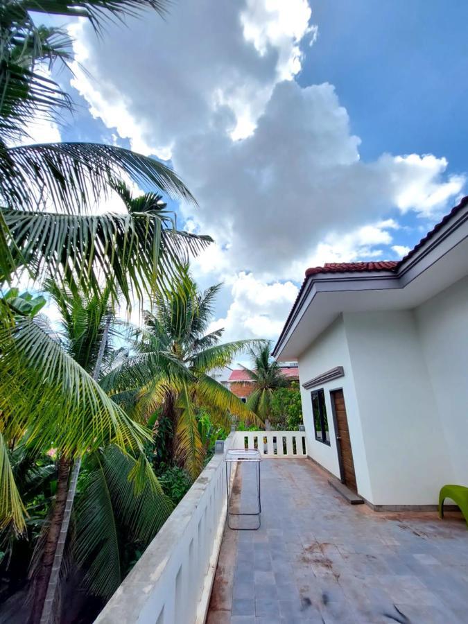 Passport Villa Siem Reap Exterior photo