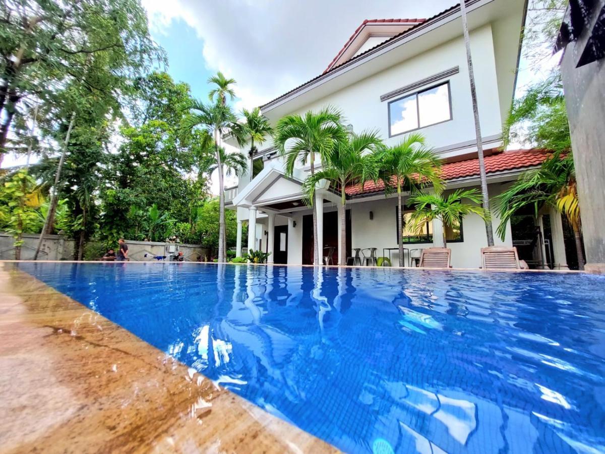 Passport Villa Siem Reap Exterior photo